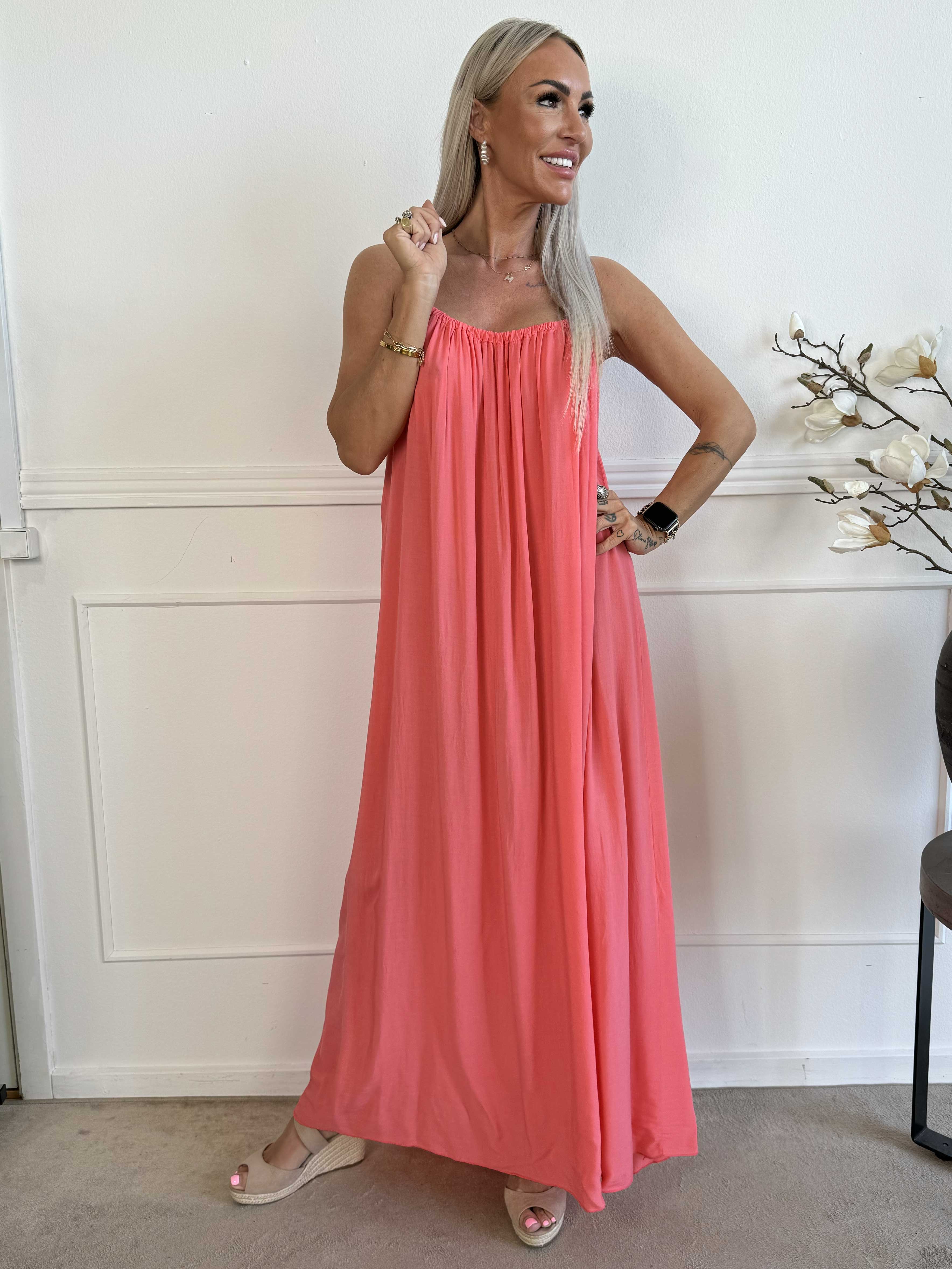 Sunshines Long - Lätt sommarklänning i viskos